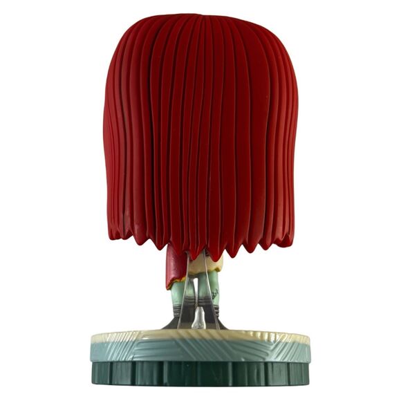 Funko Pop Nightmare Before Christmas Sally as The Queen 1402 With Plastic Case - Picture 9 of 10